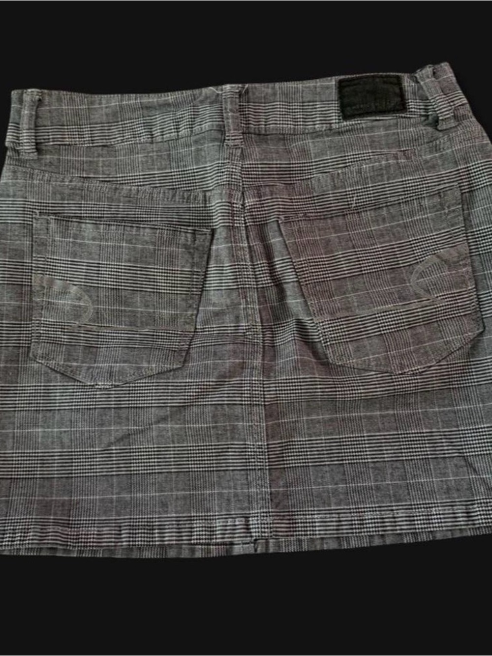 (826-2) ✨ American Eagle Outfitters Plaid Super Stretch Mini Skirt ✨ - Picture 2 of 5
